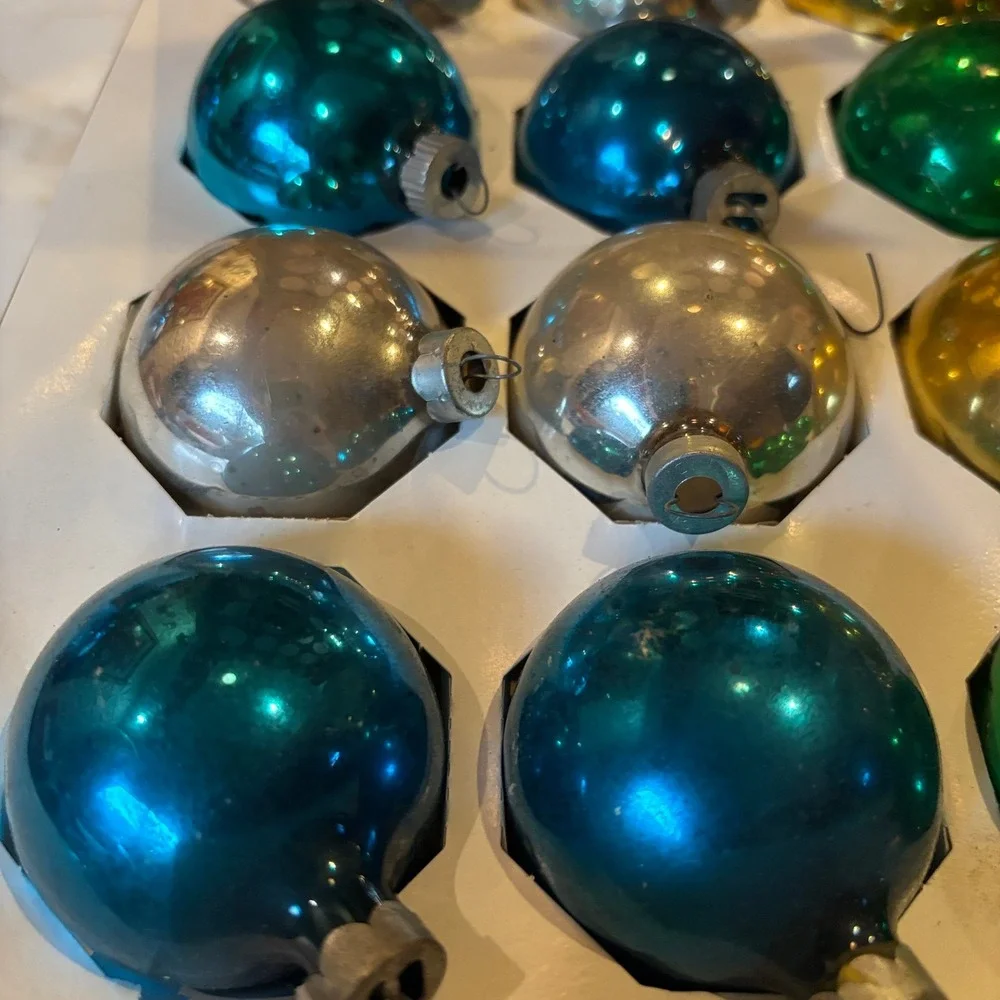 Rauch Multicolor Vintage Holiday Classics Round Ball Glass Ornaments 32ct USA